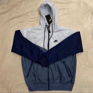 Nike Sportswear Windrunner Hooded Windbreaker
